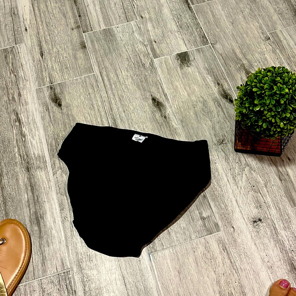 Classic Hipster Mid-Rise Bottom